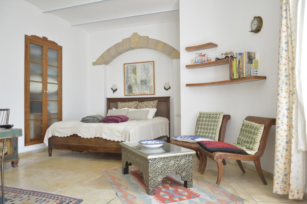 Above The Spring Bed and Breakfast Jeruzalem Buitenkant foto