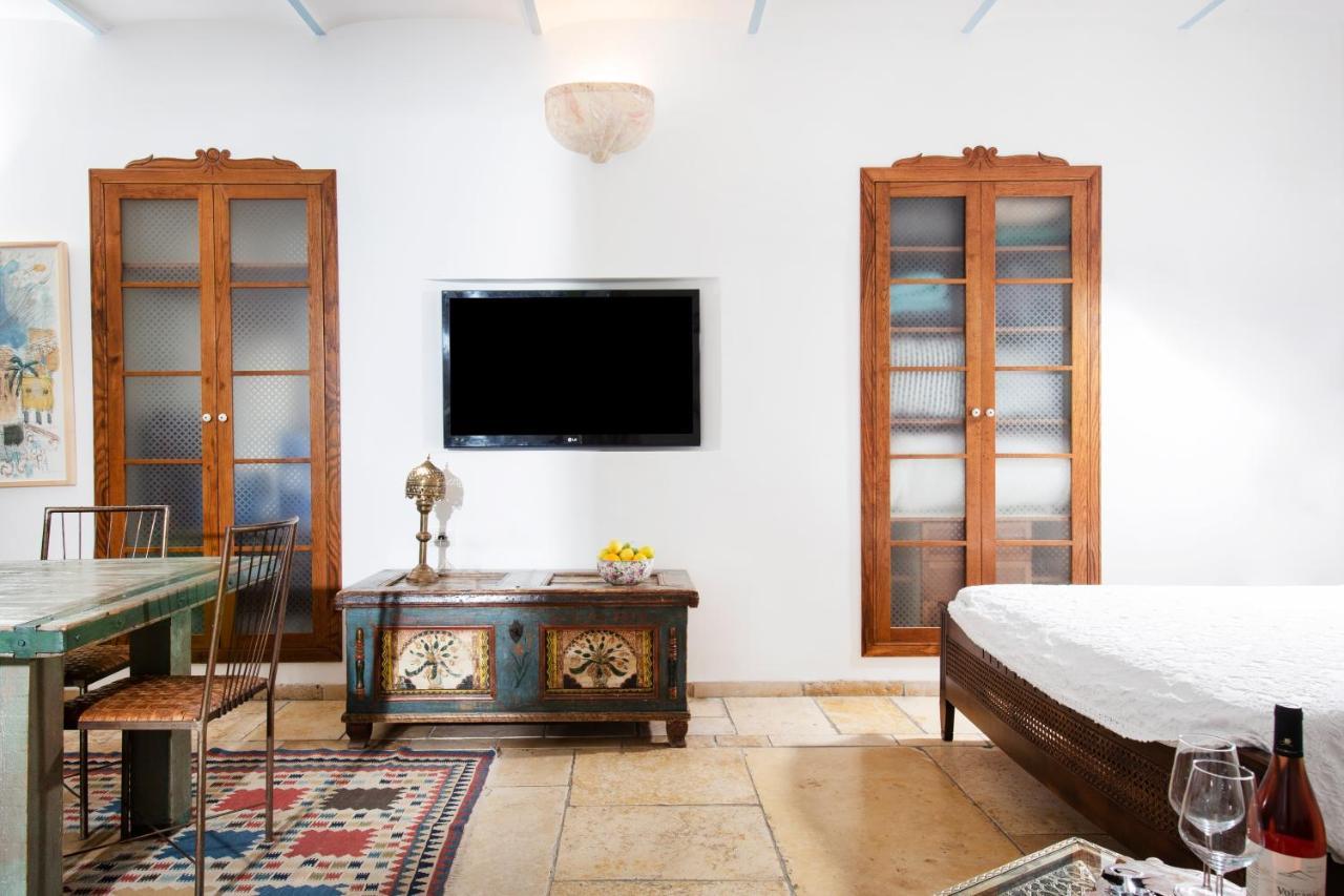 Above The Spring Bed and Breakfast Jeruzalem Buitenkant foto