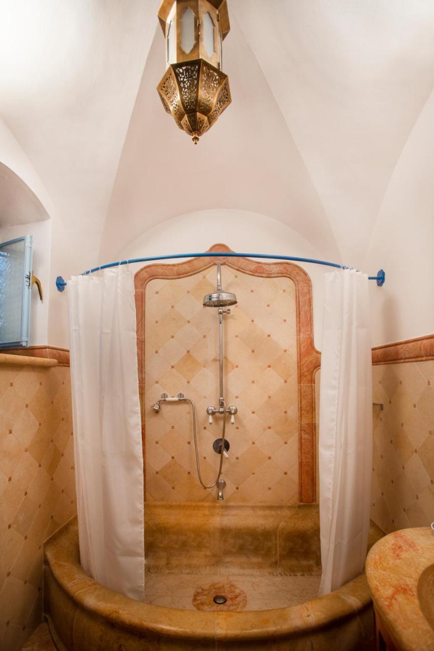 Above The Spring Bed and Breakfast Jeruzalem Buitenkant foto